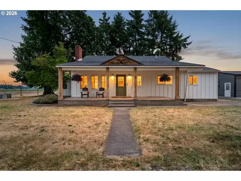 95069 Toftdahl Rd, Junction City, OR 97448