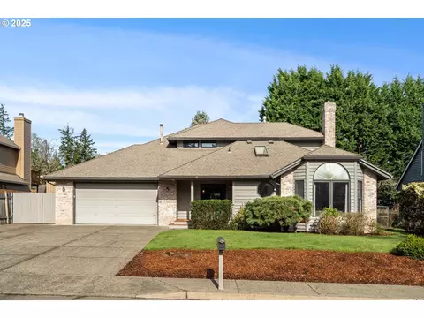 5727 SE Quiet Meadows Dr, Milwaukie, OR 97267