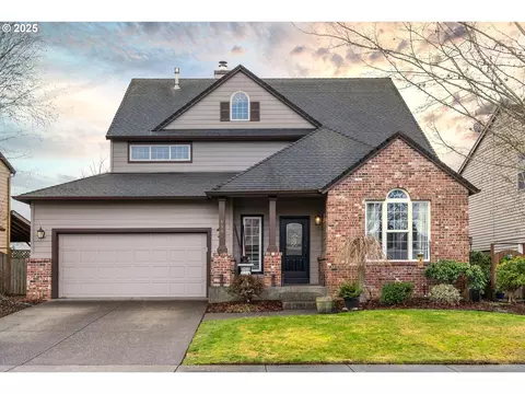 656 Ironwood Ter, Woodburn, OR 97071