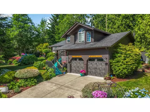 209 W Beacon Hill Dr, Longview, WA 98632