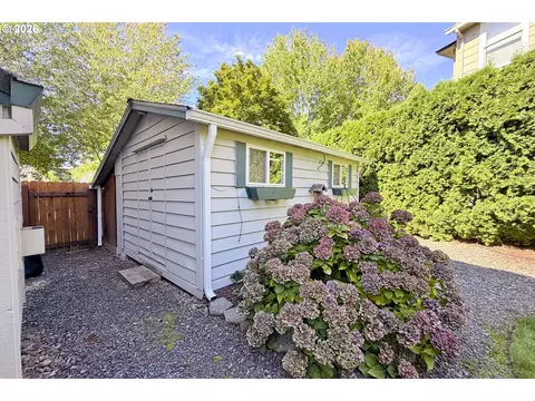 Other - 39735 Hood St, Sandy, OR 97055 photo 2 of 6