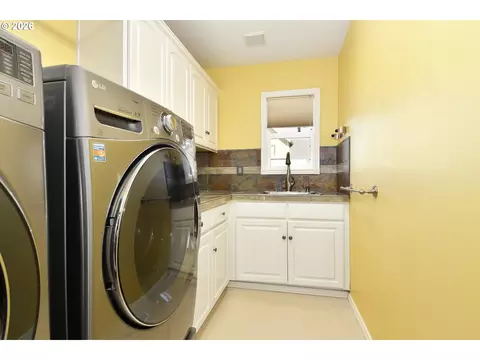 Other - 39735 Hood St, Sandy, OR 97055 photo 3 of 6