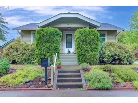 3255 NE 73rd Ave, Portland, OR 97213