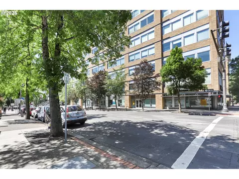 700 Washington St #925, Vancouver, WA 98660