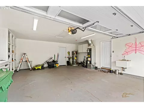 Other - 855 Calvin St, Eugene, OR 97401 photo 3 of 4