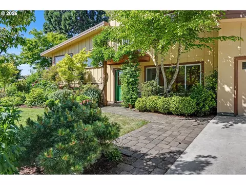 39800 Mertz Dr SE, Stayton, OR 97383