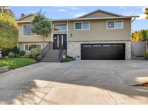 2074 SE Linden Pl, Gresham, OR 97080