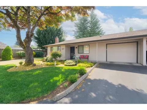 3837 NE 45th St, Vancouver, WA 98661