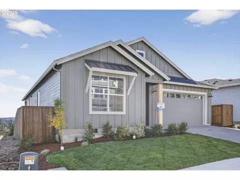 12110 SW Autumnview St, Tigard, OR 97224