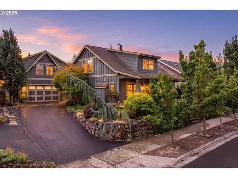 3101 Sherman Ave, Hood River, OR 97031