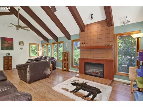 Living - 2350 Mclean Blvd, Eugene, OR 97405 photo 1 of 4