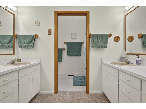 Bath - 2350 Mclean Blvd, Eugene, OR 97405 photo 1 of 2
