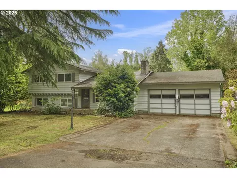 1237 Blankenship Rd, West Linn, OR 97068
