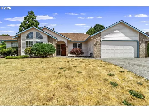 Exterior - 2730 NE Roberts Ave, Gresham, OR 97030 photo 3 of 5