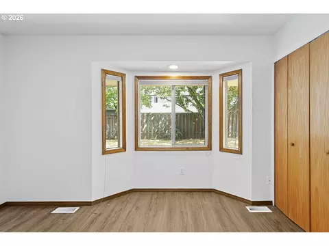 Other - 2730 NE Roberts Ave, Gresham, OR 97030 photo 5 of 11