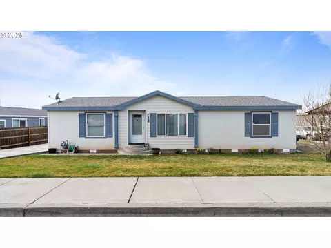 28 Fillmore St, Umatilla, OR 97882