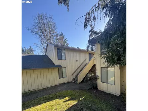 6974 SW Montauk Cir, Lake Oswego, OR 97035