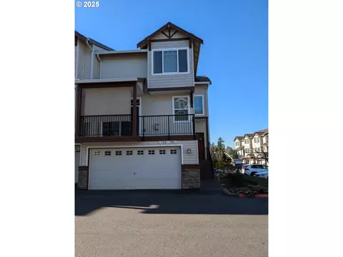 728 NW 118th Ave #103, Portland, OR 97229