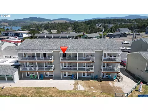 171 SW 101 Hwy #303, Lincoln City, OR 97367