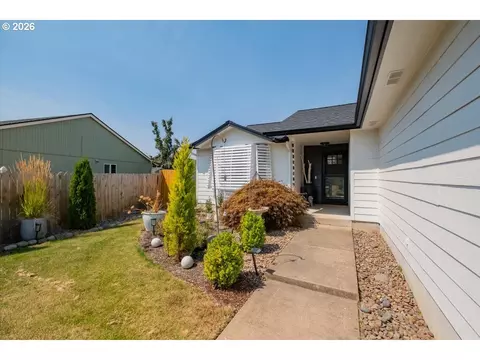 3109 28th Ave SE, Albany, OR 97322