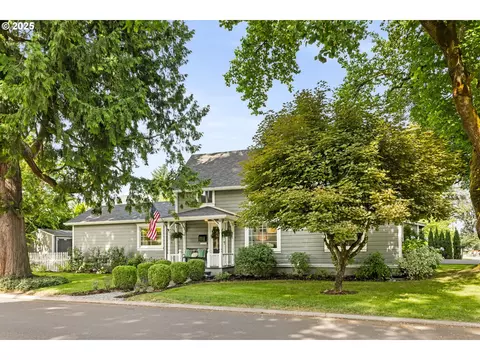 1523 10th St, West Linn, OR 97068