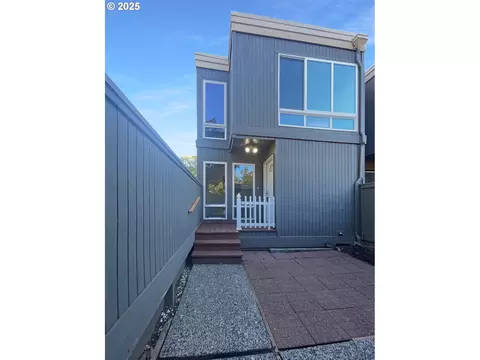 1584 NW Bridgeway Ln, Beaverton, OR 97006