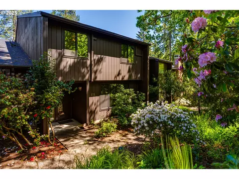 106 Brae Burn Dr, Eugene, OR 97405 photo 1