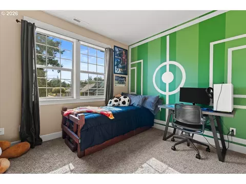 Bedroom - 3097 SE Kingfisher Ave, Gresham, OR 97080 photo 7 of 8