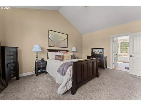 Bedroom - 3097 SE Kingfisher Ave, Gresham, OR 97080 photo 1 of 8