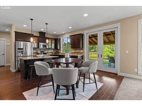 Dining - 3097 SE Kingfisher Ave, Gresham, OR 97080 photo 3 of 3