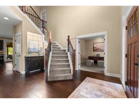 Entry Way - 3097 SE Kingfisher Ave, Gresham, OR 97080 photo 1 of 2