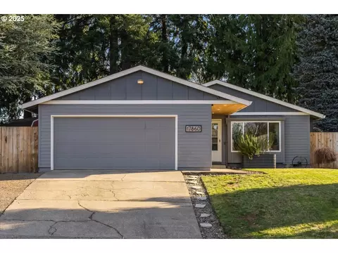 17860 Van Fleet Ave, Sandy, OR 97055