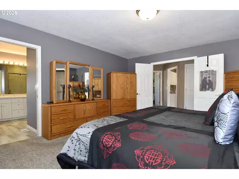 Bedroom - 2581 SE Morlan Way, Gresham, OR 97080 photo 2 of 3