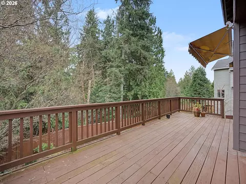 Exterior - 39576 Trillium St, Sandy, OR 97055 photo 6 of 13
