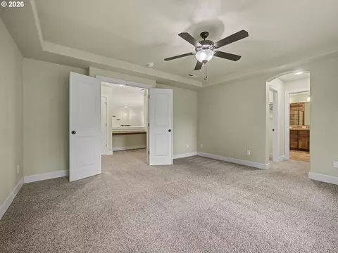 Bedroom - 39576 Trillium St, Sandy, OR 97055 photo 2 of 8