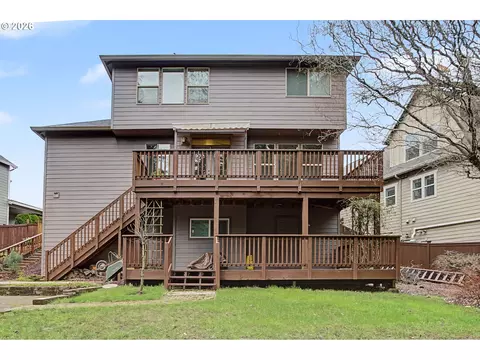 Exterior - 39576 Trillium St, Sandy, OR 97055 photo 11 of 13