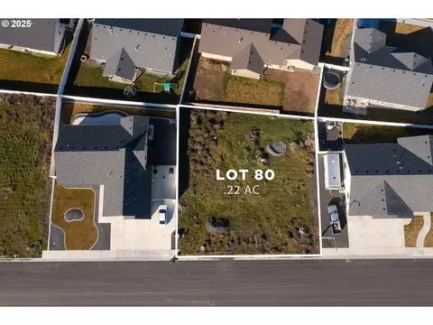 572 SW Desert Sky Dr #80, Hermiston, OR 97838