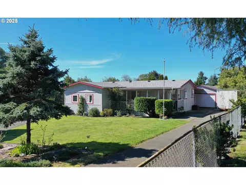 97884 Chilcote Ln, Brookings, OR 97415