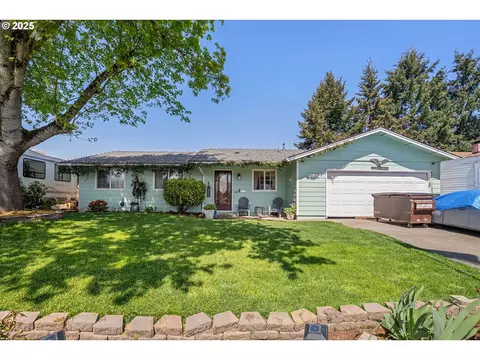 4683 Settlers Dr NE, Salem, OR 97305
