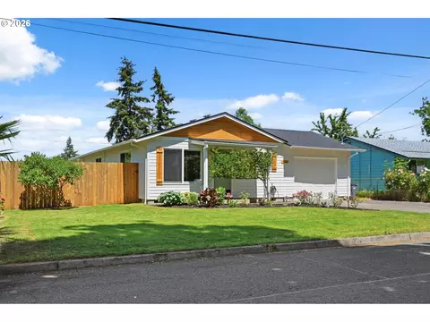355 Stark St, Woodburn, OR 97071