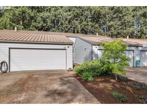 1200 NE Territorial Rd #92, Canby, OR 97013