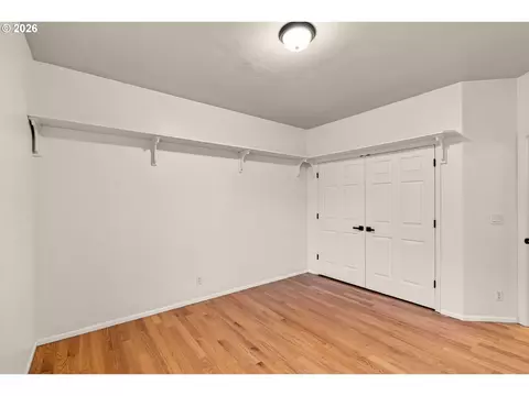 Bedroom - 39141 Easton Ln, Springfield, OR 97478 photo 6 of 6