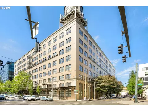 1420 NW Lovejoy St #515, Portland, OR 97209