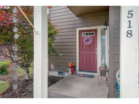 Exterior - 518 Raber Rd, Eugene, OR 97402 photo 4 of 9