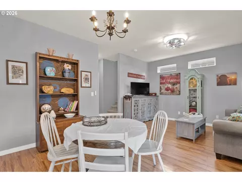 Dining - 518 Raber Rd, Eugene, OR 97402 photo 1 of 1