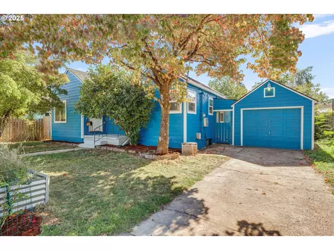 7840 SE Flavel St, Portland, OR 97206