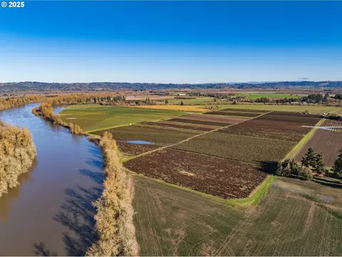4463 Buena Vista Rd S, Jefferson, OR 97352