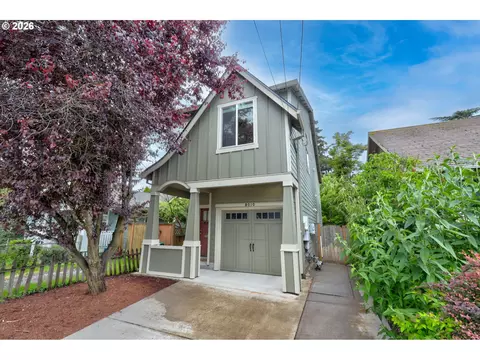 8010 SE Tolman St, Portland, OR 97206