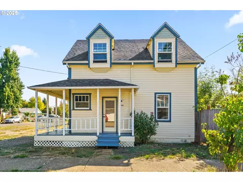 40 N L St, Cottage Grove, OR 97424