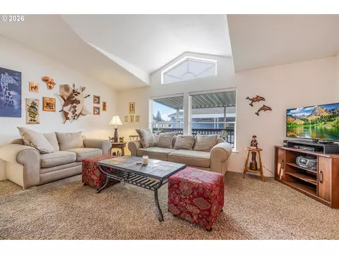 900 NE Francis Ave #63, Gresham, OR 97030 photo 3